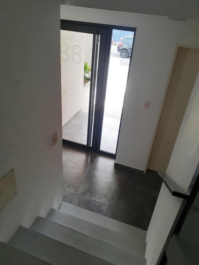Hermoso Departamento En Temperley Exterior photo